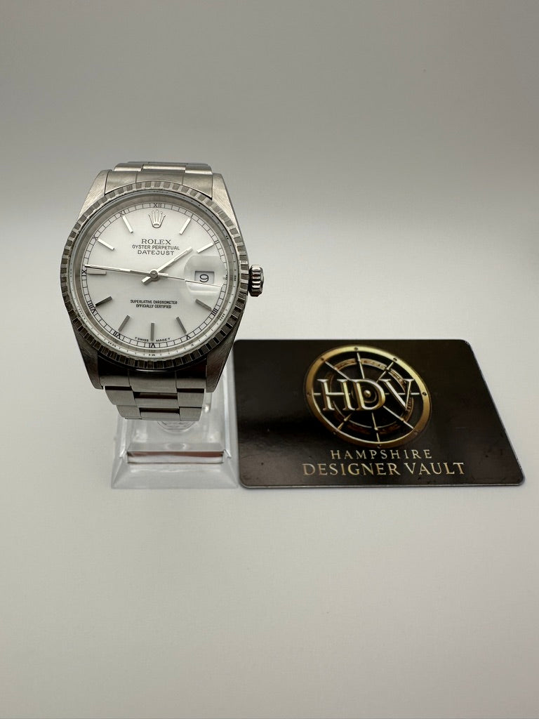 Rolex Datejust 36mm – White Dial, Oyster Bracelet, Full Set (2000 Ref. 16220) – PRE-OWNED