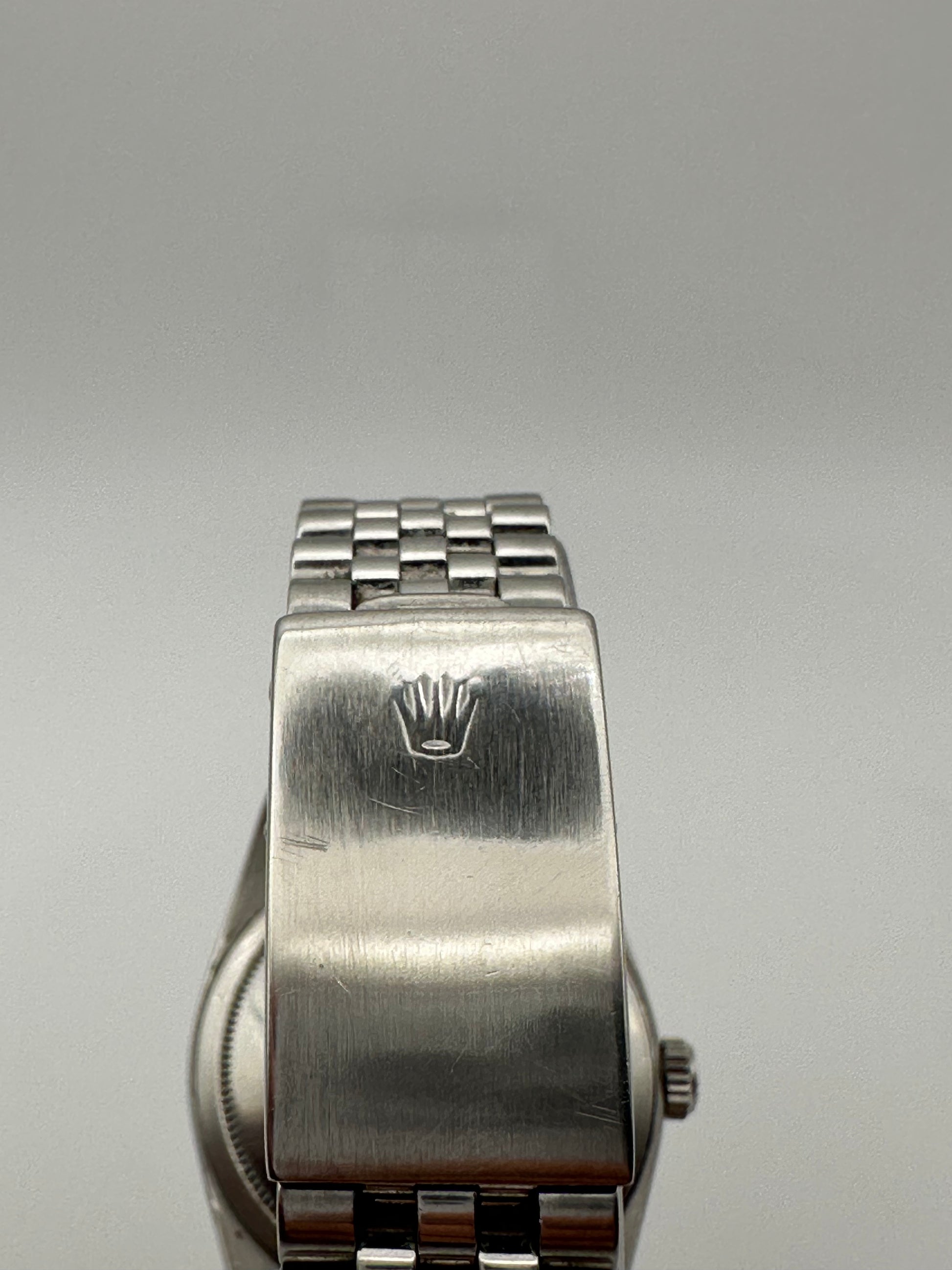 Rolex Datejust 36mm – Rare Salmon Dial, Jubilee, Full Set (1997 Ref. 16220)- PRE-OWNED
