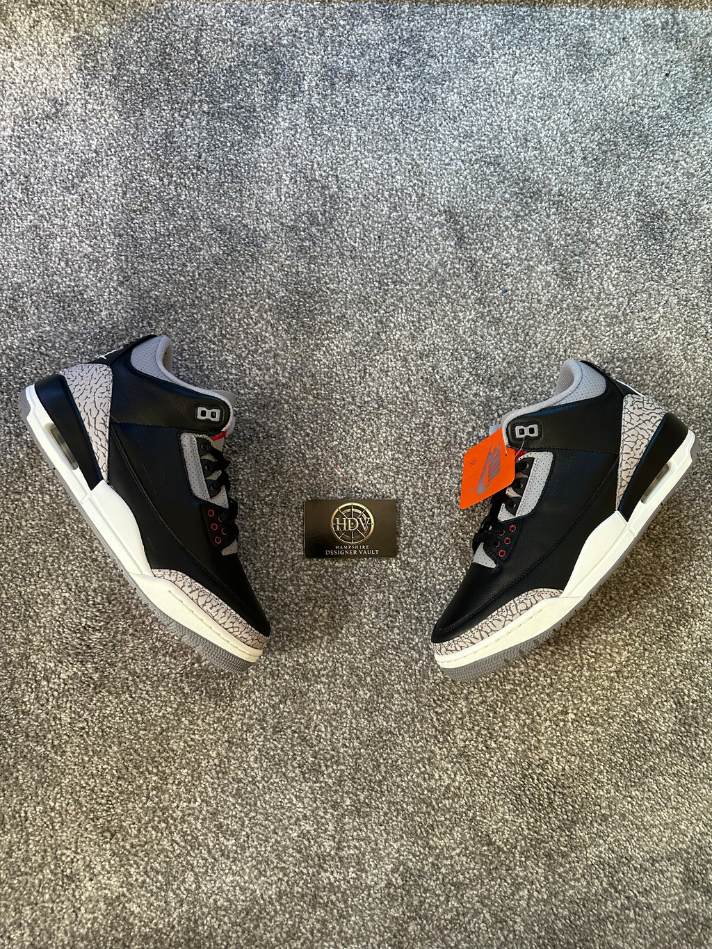 AIR JORDAN 3 RETRO OG 'BLACK CEMENT' 2024