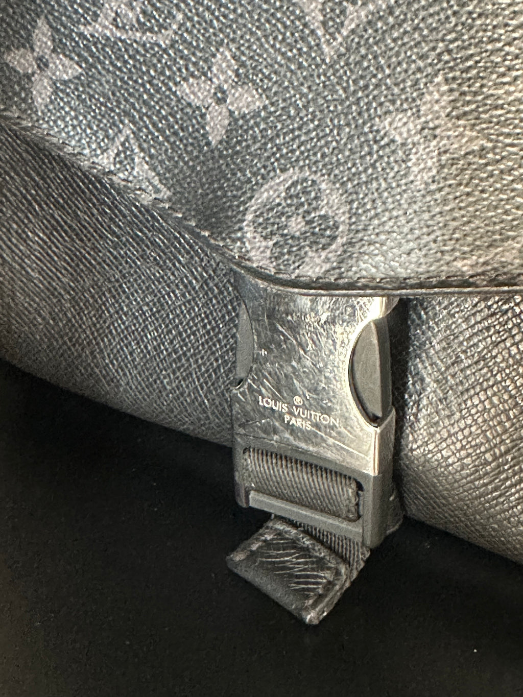 LOUIS VUITTON MESSENGERAMA MONOGRAM ECLIPSE BAG – PRE-OWNED